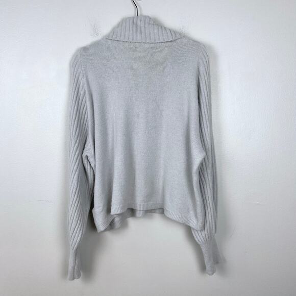 Express Gray Fuzzy Turtleneck Sweater Balloon‎ Sleeve Pullover Cowl Size Large - Picture 5 of 9